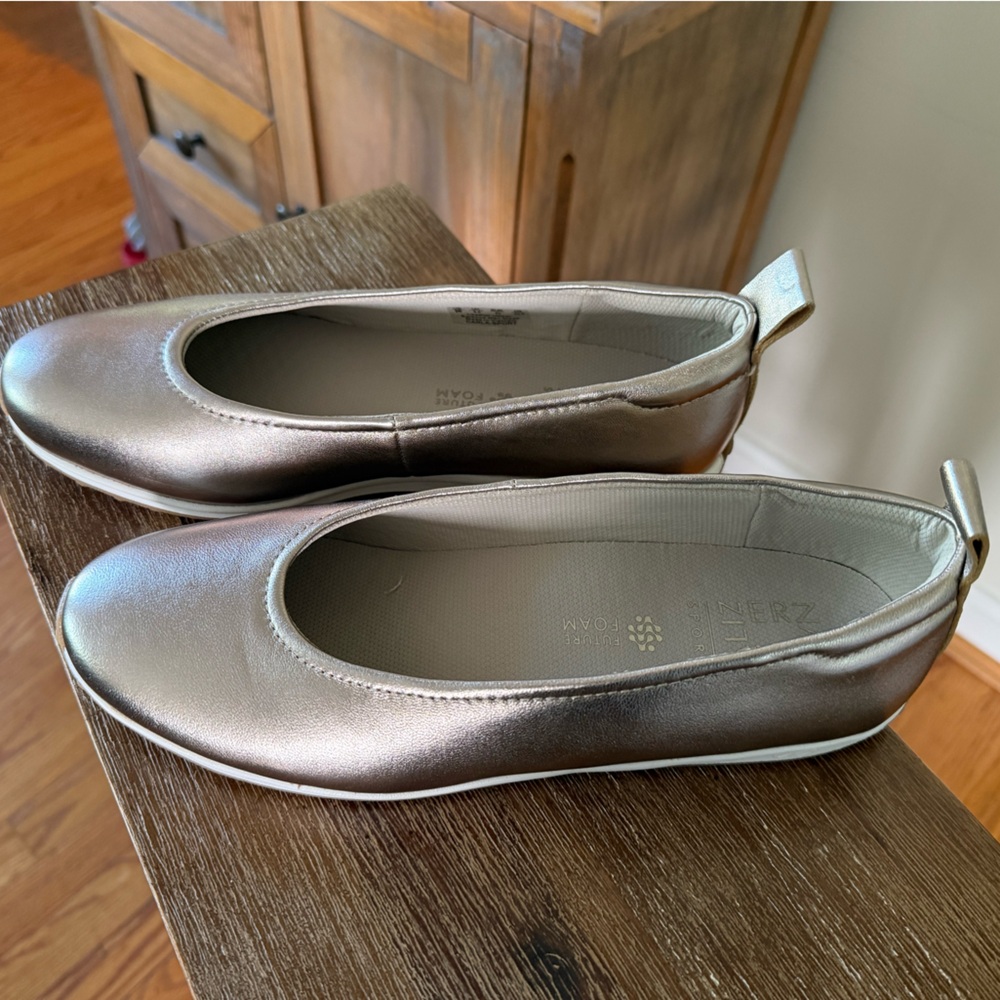 Naturalizer Carla Metallic Silver Women’s Slip-On Ballet Sneaker-flats
